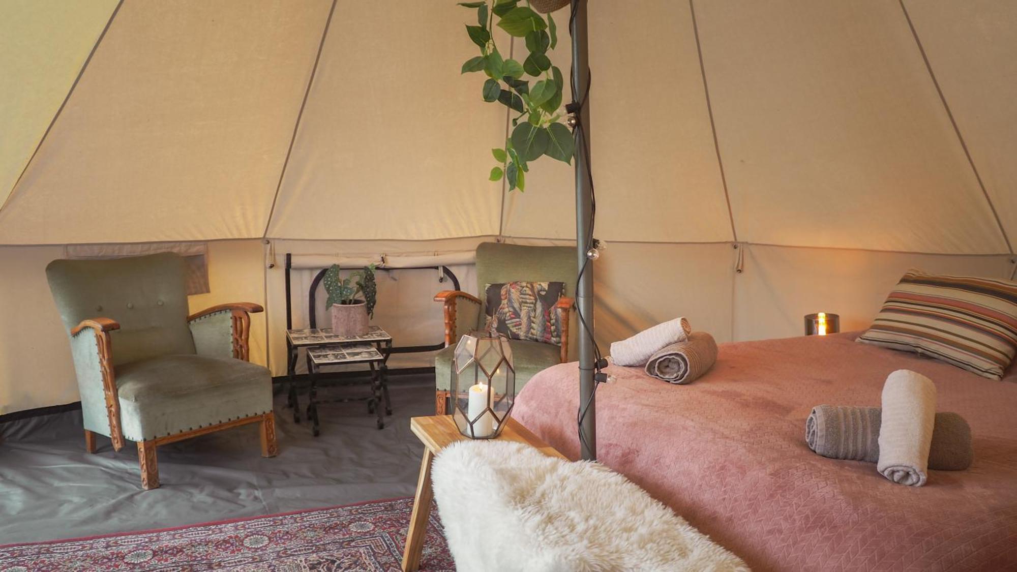 Bell Tent In Een Voedselbos Nederweert-Eind Екстериор снимка